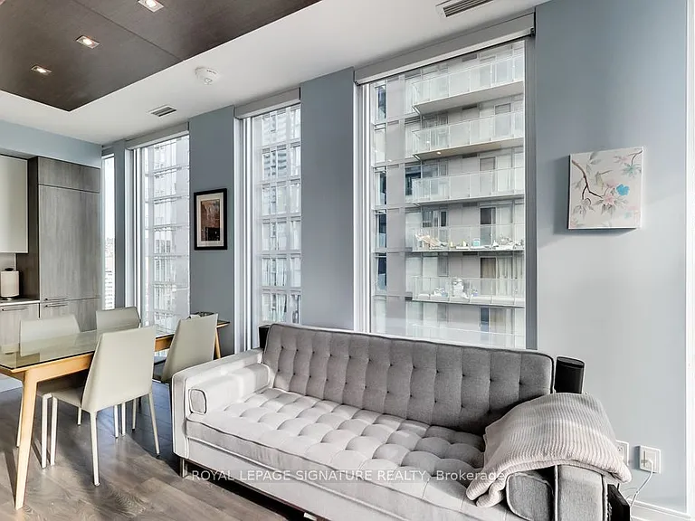 28 Wellesley St E #1704 — Photo 13