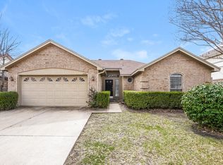 2506 Arapaho Dr, Arlington, TX 76018
