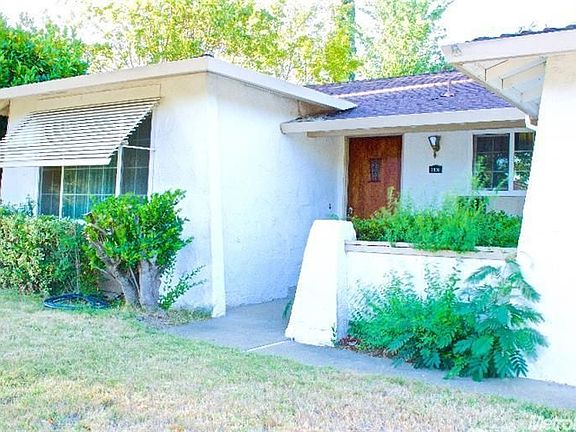 4th image of 2820 Honeysuckle Way