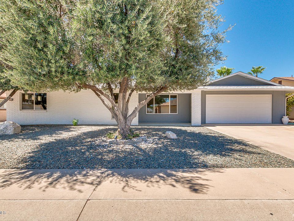 1st image of 9409 W Garnette Dr