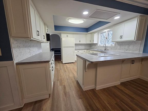 2nd image of 5910 Rock Hill Rd