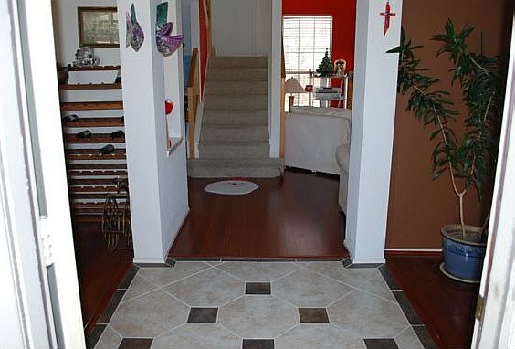 Ceramic tiled entry