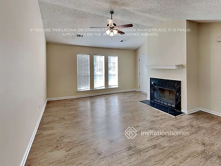22 Ember Way — Photo 3