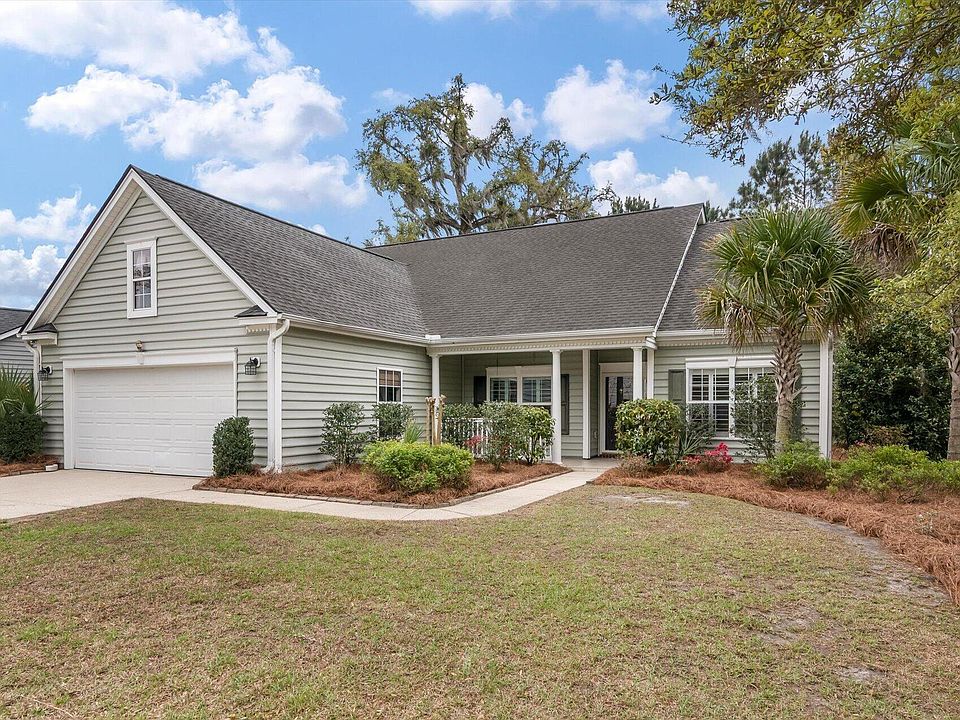 1st image of 127 Carolinian Dr