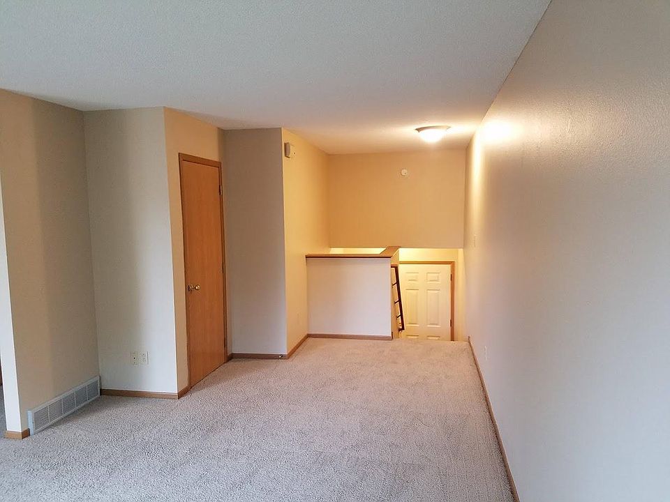 2nd image of 4547 Twain Cir #4549