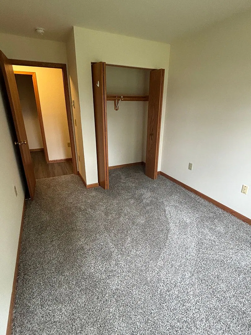 Mount Horeb Apartments LLC — Photo 4
