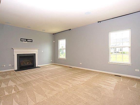 3rd image of 26827 Basswood Cir