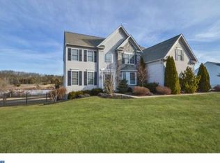 1998 Knight Rd, Green Lane, PA 18054