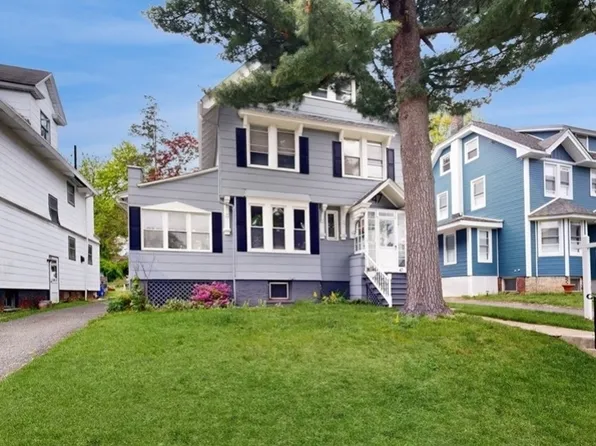 47 Colonial Ter, East Orange City, NJ 07017