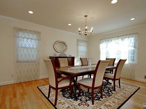 3rd image of 335 Trensch Dr