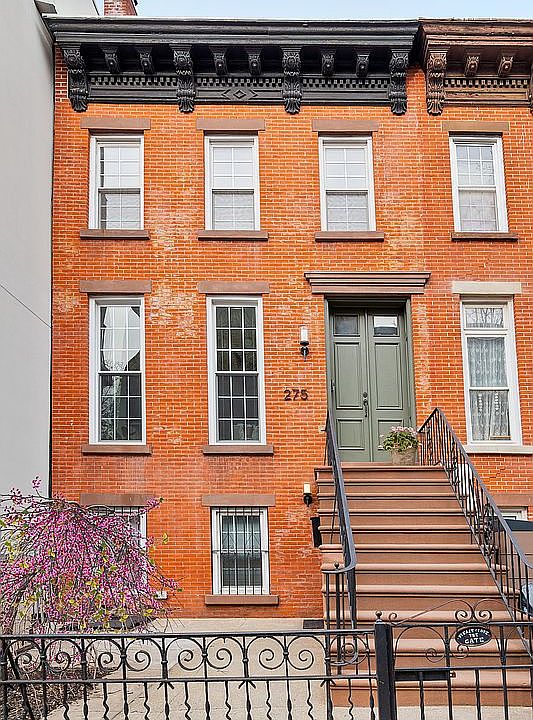 1st image of 275 14th St