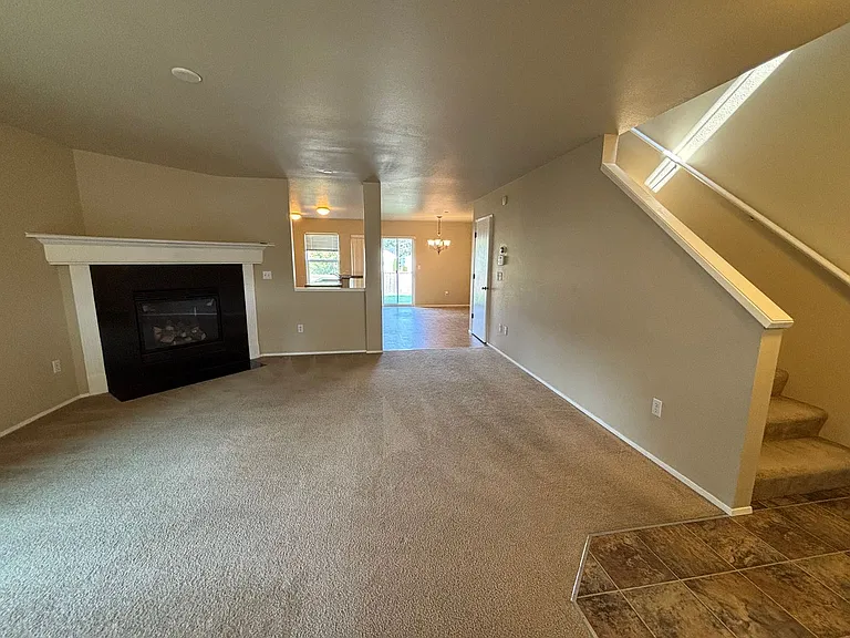 3210 Sheaser Way — Photo 4