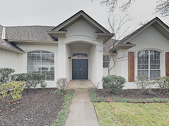 3rd image of 2716 Ashe Brooke Pl