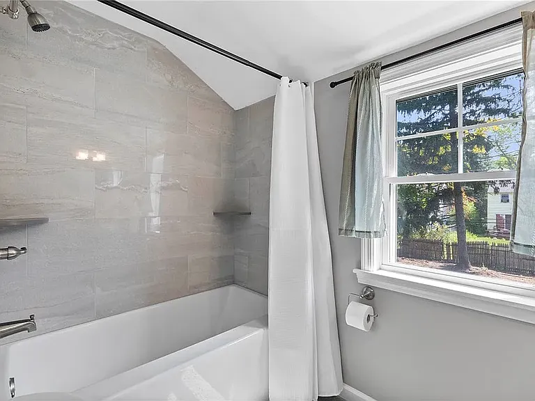 167 Lattimore Rd — Photo 11
