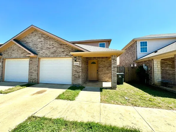 2324 Bloomfield Dr, Arlington, TX 76012