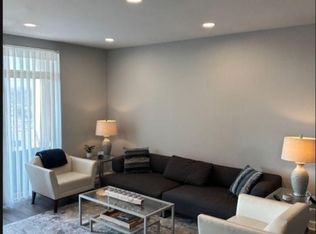 8340 Callie Ave Unit 408, Morton Grove, IL 60053