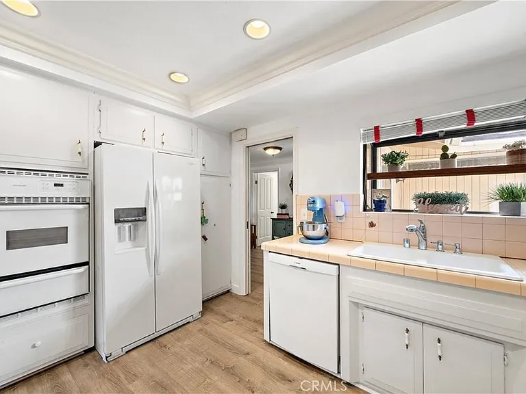 1481 Lance Dr — Photo 25