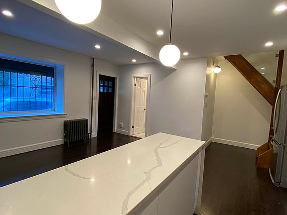 5th image of 396 Bond St #1H