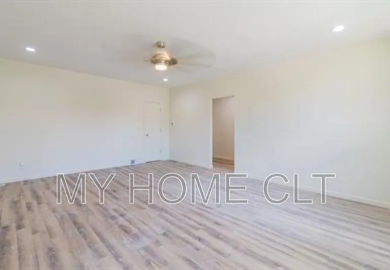 506 E Marion St #2 — Photo 4