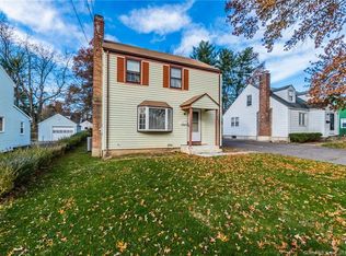 28 Exeter Ave, West Hartford, CT 06110