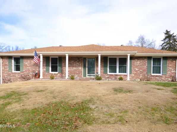 2403 Scenic Dr, Jefferson City, MO 65101