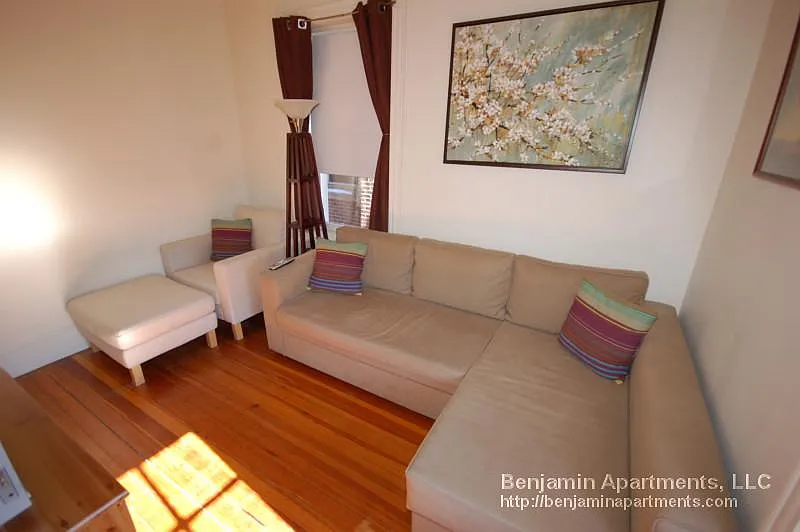 3 bed, $3,145 — Photo 4