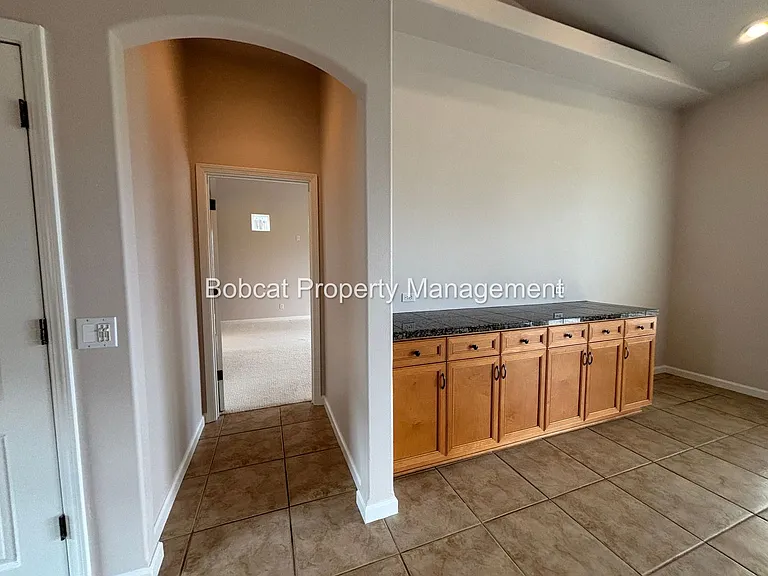963 Ranchview Cir — Photo 31