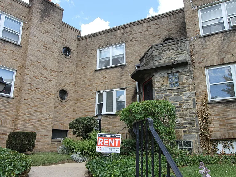 510 S Pleasant Pl — Photo 1