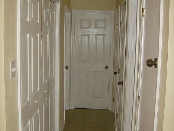 3rd image of 3916 Juno Dr