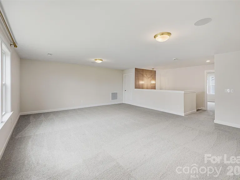 1018 Stone Marker Dr — Photo 18