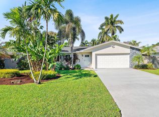 6885 Tradewind Way, Lake Worth, FL 33462