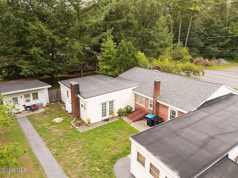 4th image of 31 Spier Falls Road
