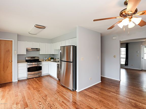 4th image of 4124 Brentwood Ln