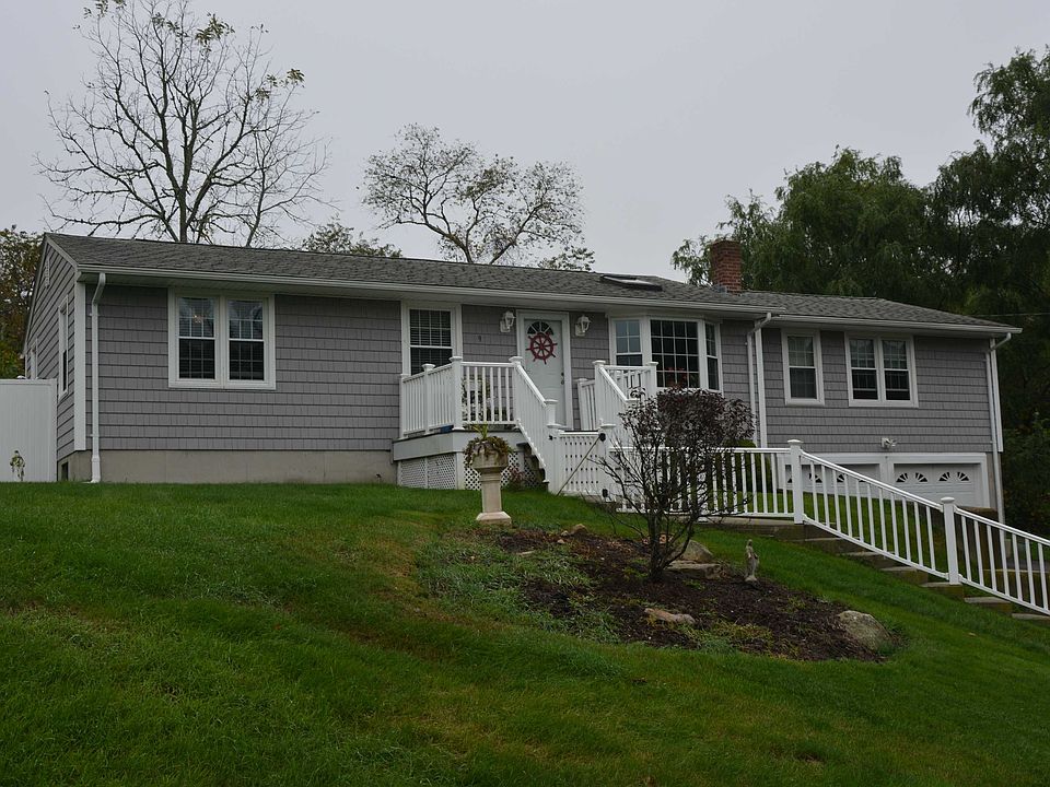 2nd image of 9 Ilex Rd