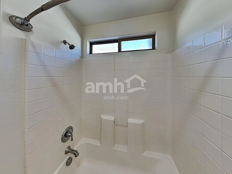 3282 E Oakland St — Photo 21