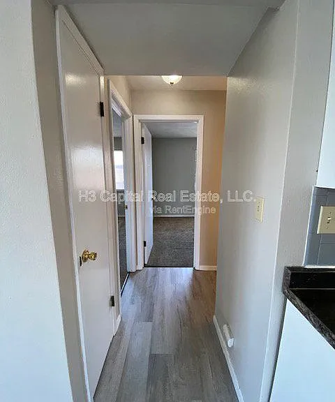 11-17 Kensington Heights — Photo 22