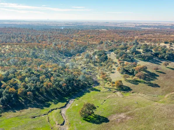 Carbondale Rd, Ione, CA 95640