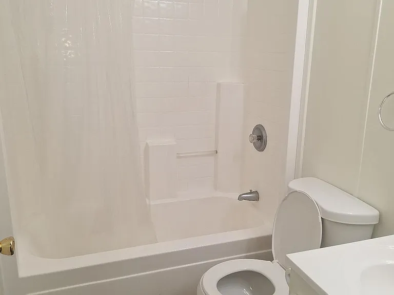 909 S Mesa St #1 — Photo 4