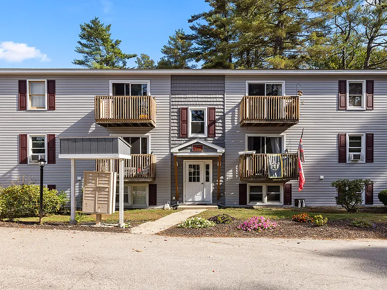 Riverview Apartments — Photo 19