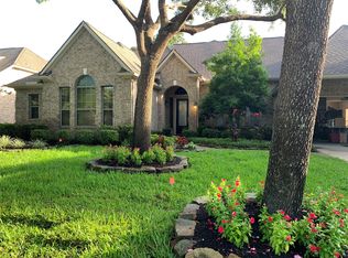 2215 Spring Lake Park Ln, Spring, TX 77386