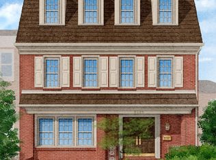 2326 S Queen St, Arlington, VA 22202