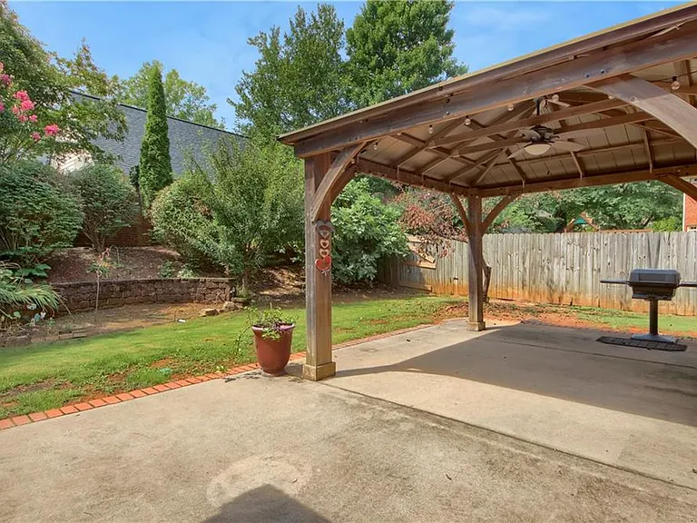 312 Declaire Way NE — Photo 19