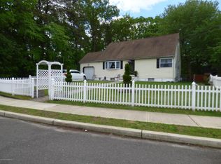 1 Overbrook Pl, Neptune City, NJ 07753
