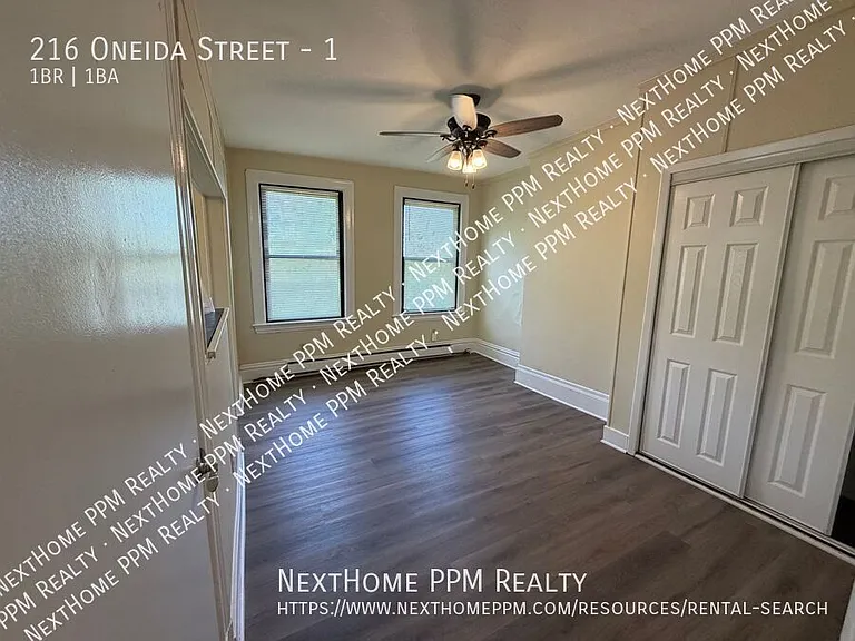 216 Oneida St #1 — Photo 5