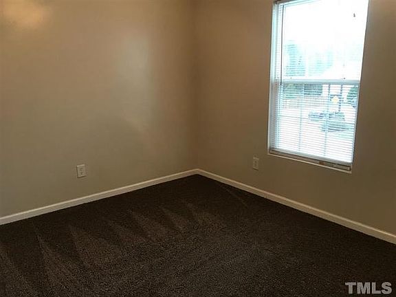 4th image of 2434 Quarry Ridge Ln