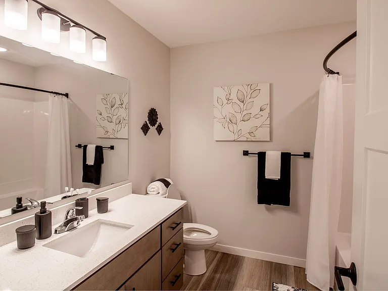 Gateway Court Townhomes — Photo 28