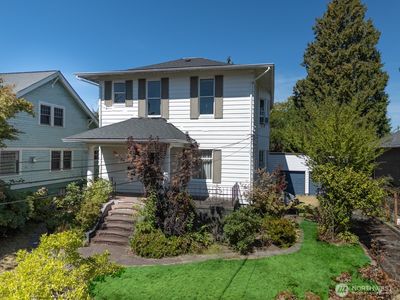 136 N 77th Street, Seattle, WA, 98103