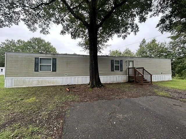 1st image of 107 Hyacinth Ln #107H