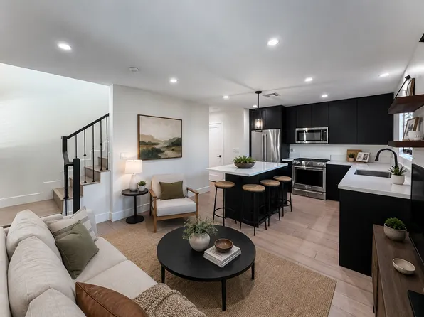 1208 N Alexandria Ave, Los Angeles, CA 90029