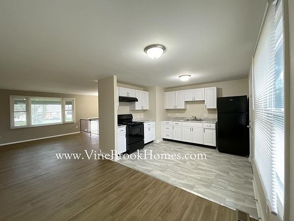 4th image of 1804 Bluewater Ct